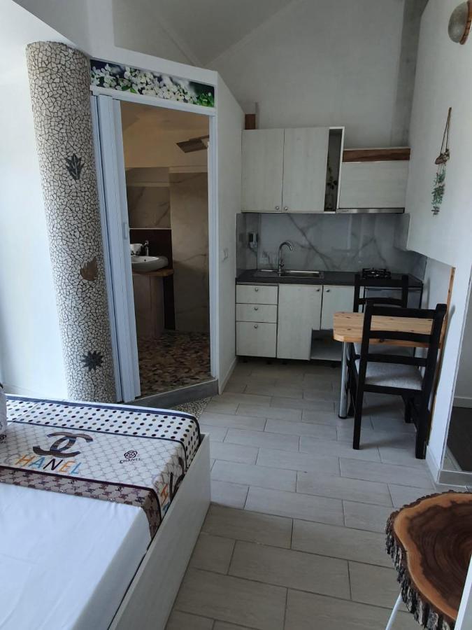 Vila Oliven Vlorë Exterior foto